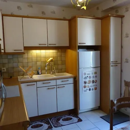 Maison Cosy A : Proche Centre, Cour Fleurie, Velos, Wifi Et Draps Fournis - Fr-1-489-162 度假居 穆兰