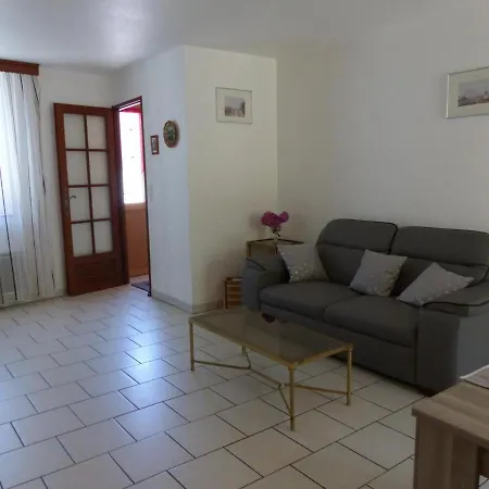 Maison Cosy A : Proche Centre, Cour Fleurie, Velos, Wifi Et Draps Fournis - Fr-1-489-162
