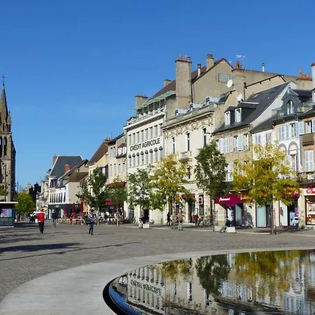 Holiday home Maison Cosy A Moulins : Proche Centre, Cour Fleurie, Velos, Wifi Et Draps Fournis - Fr-1-489-162 Moulins (Allier)