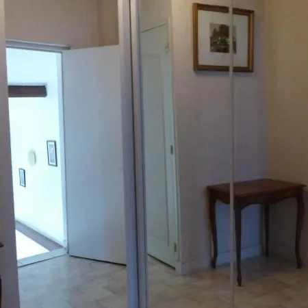 Maison Cosy A Moulins : Proche Centre, Cour Fleurie, Velos, Wifi Et Draps Fournis - Fr-1-489-162 Holiday home *